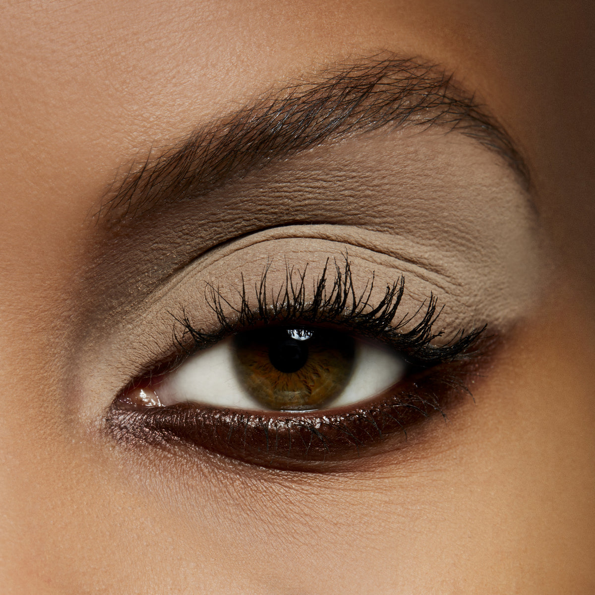 Eyeshadow, 1.5 g, Omega, Model, deep