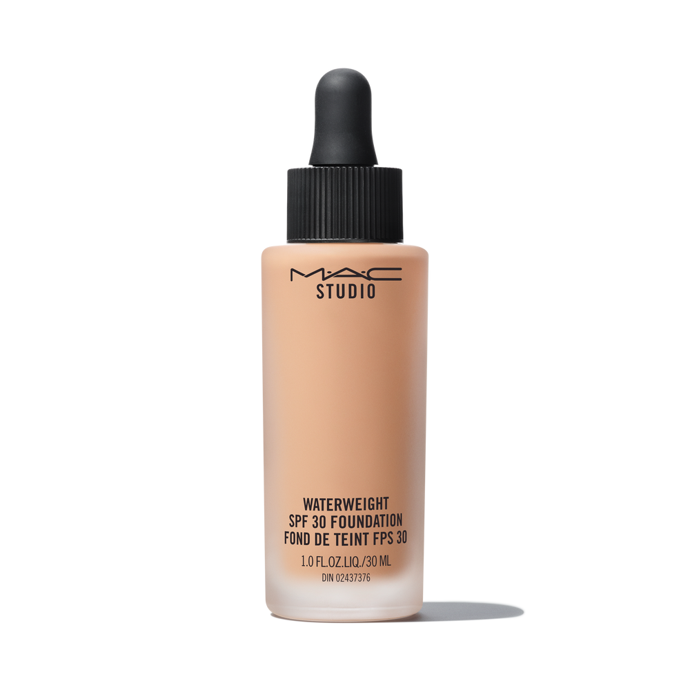 Studio Waterweight SPF 30 Foundation, 30.0 ml, NC37, Product Shot