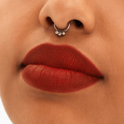 M·A·C Locked Kiss 24hr Lipstick, 1.8 g, Vicious, Model, medium