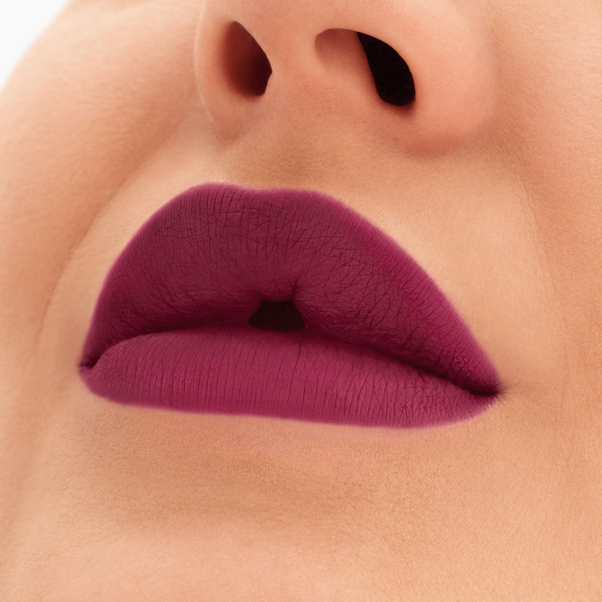 M·A·C Locked Kiss 24hr Lipstick, 1.8 g, Rein, Model, light