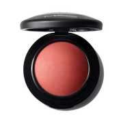 Mineralize Blush, 4.0 g, Flirting With Danger, Product Shot