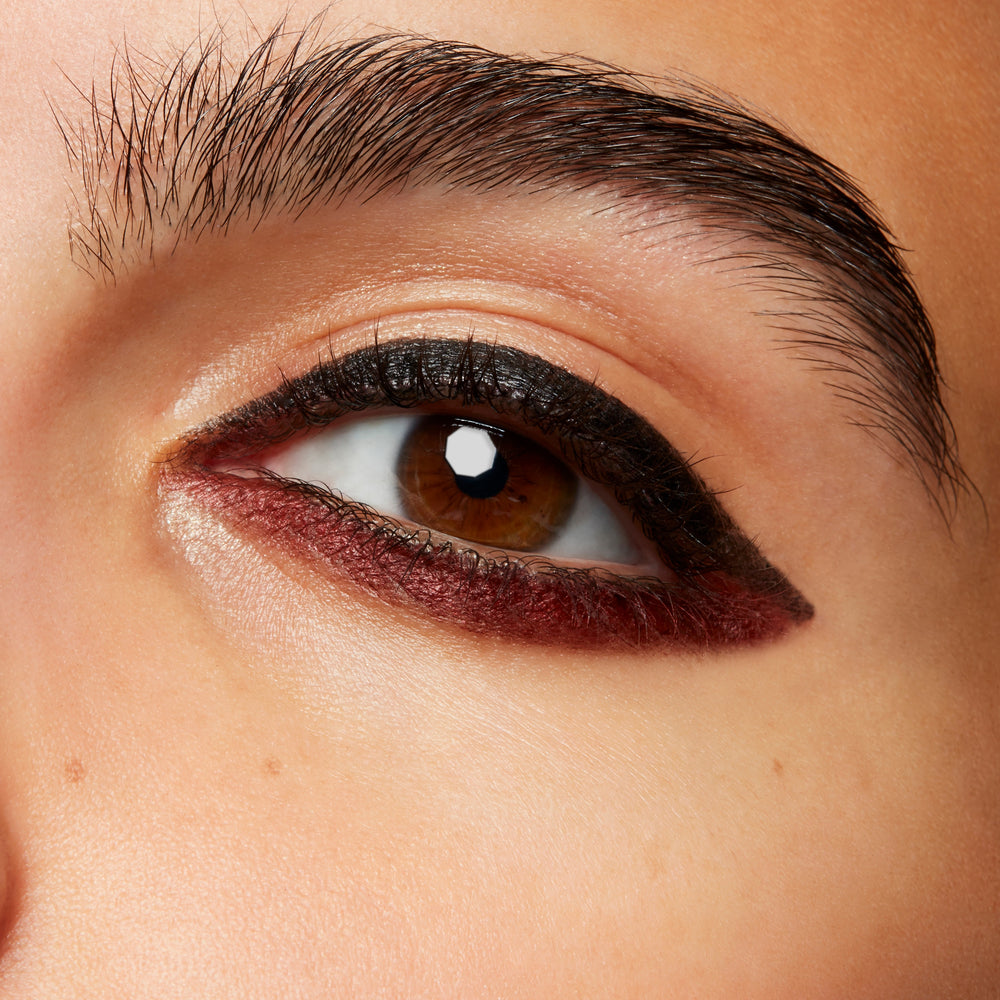 Colour Excess Gel Pencil Eyeliner, 0.35 g, Glide Or Die, Model, medium