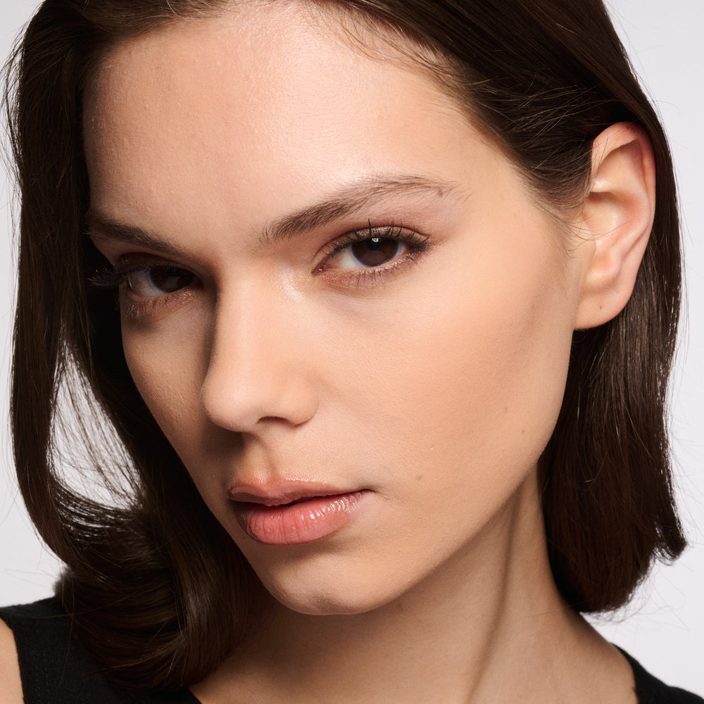 Mineralize Skinfinish Natural, 10.0 g, Medium Golden, Model