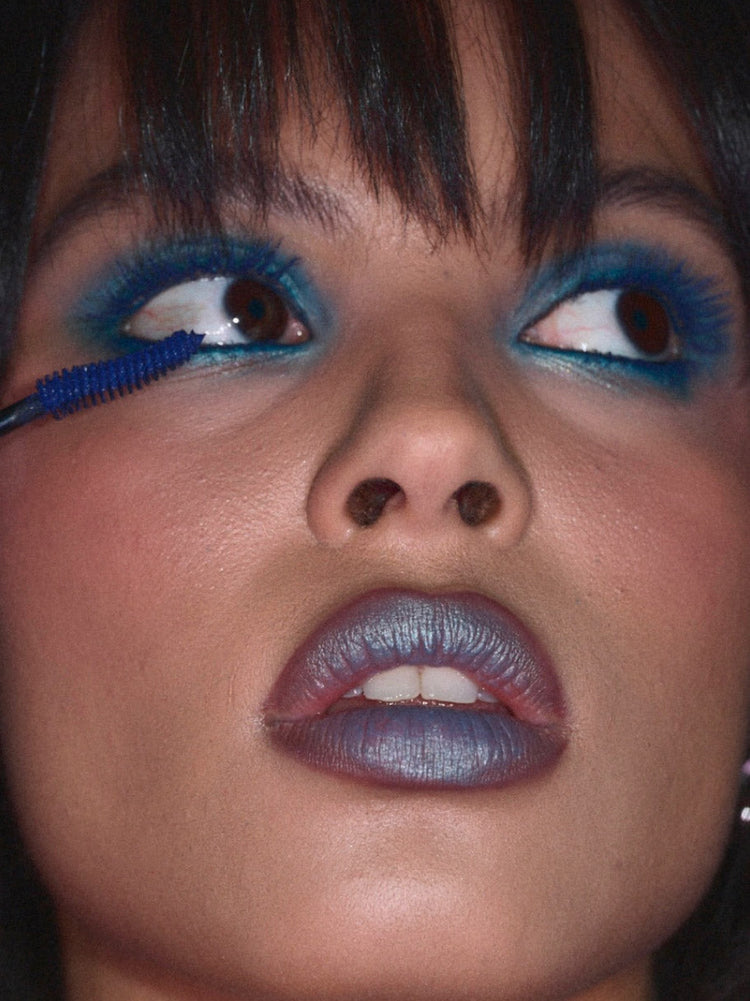 DRESS LIPS + EYES  IN DOUBLE DENIM