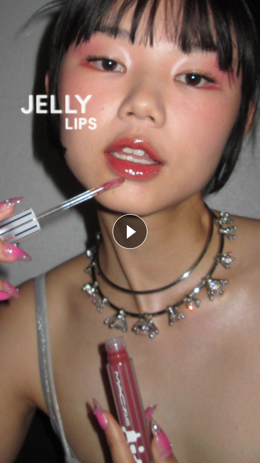 Load video: Lipglass Jelly Lips