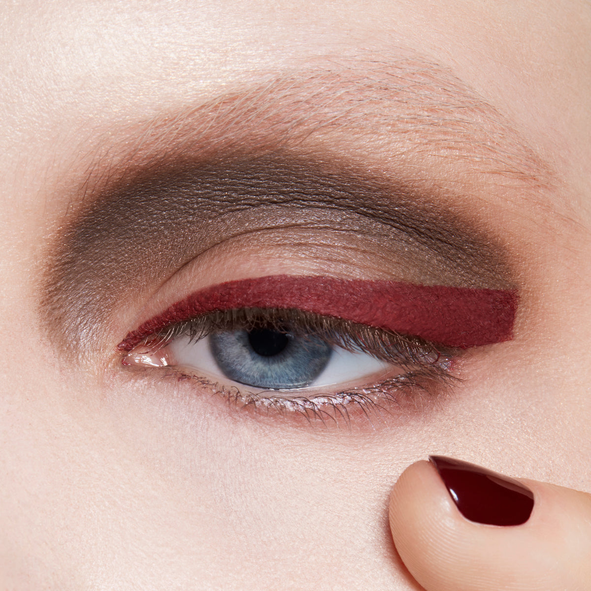 Eyeshadow, 1.5 g, Brun, Model, light