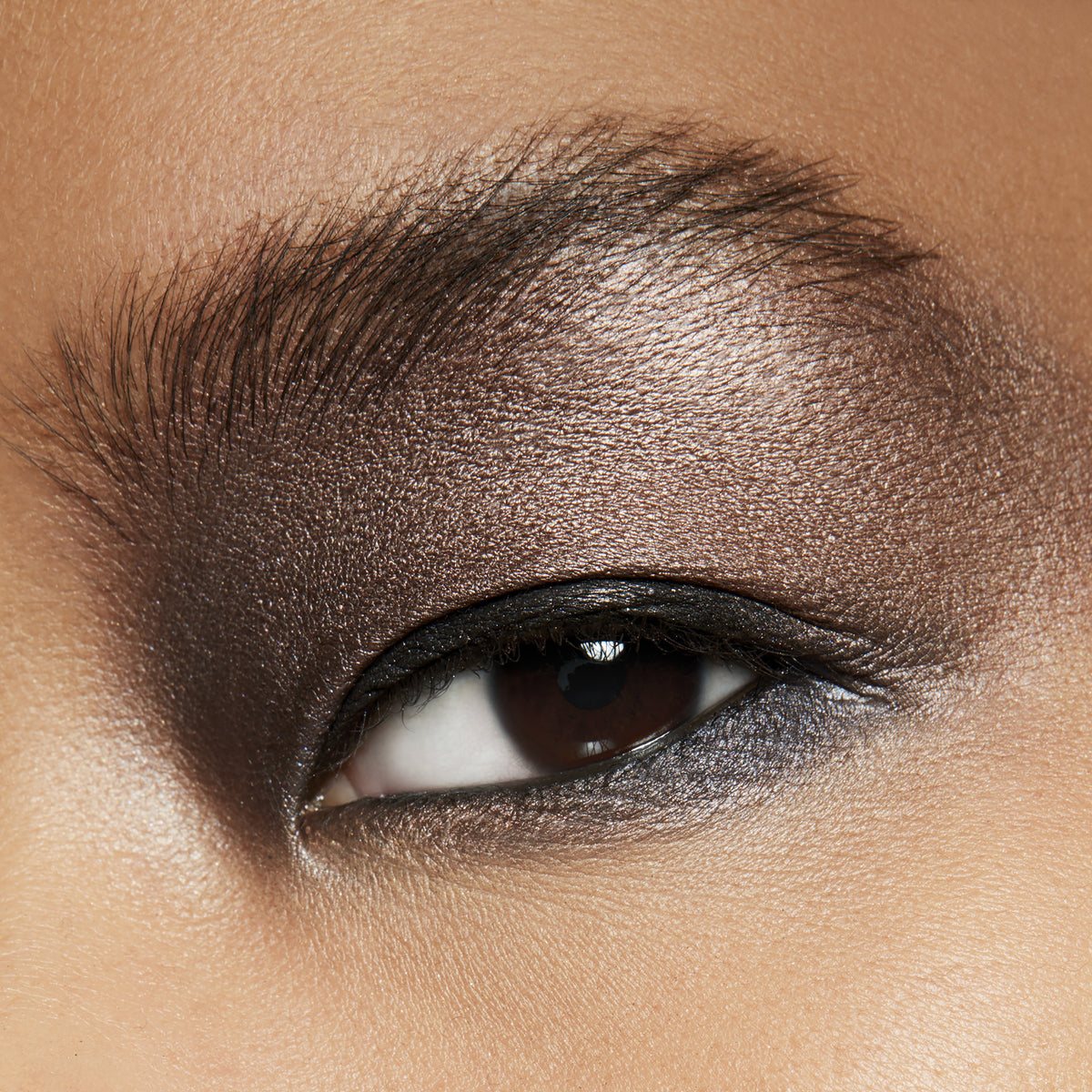 Eyeshadow / Pro Palette Refill Pan, 1.5 g, Satin Taupe, Model, medium
