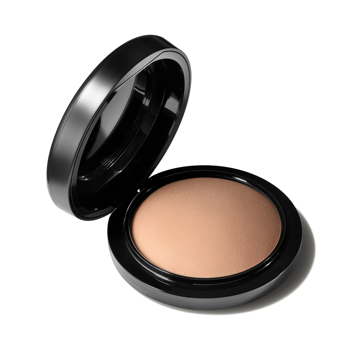 Mineralize Skinfinish Natural, 10.0 g, Medium Dark, Product Shot