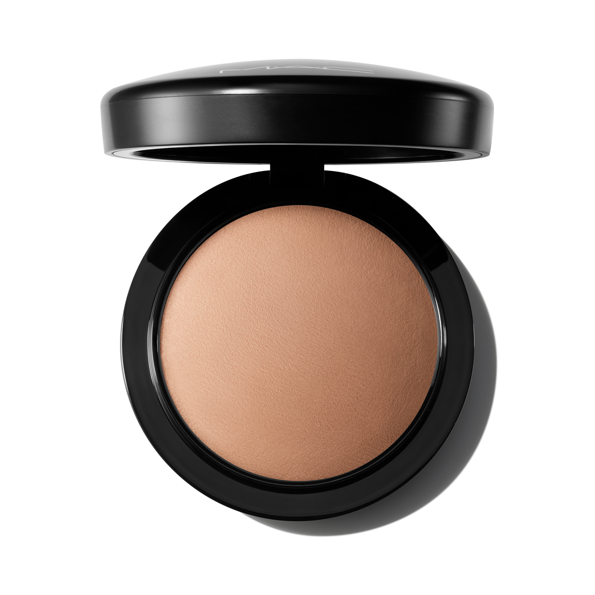 Mineralize Skinfinish Natural, 10.0 g, Medium Dark, Product Shot