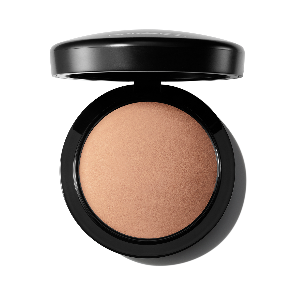 Mineralize Skinfinish Natural, 10.0 g, Medium Deep, Product Shot