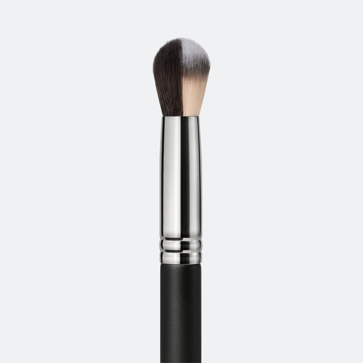 128S Split Fibre Cheek Brush, Product Shot
