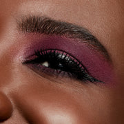 Powder Kiss Soft Matte Eyeshadow, 1.5 g, Lens Blur, Model, deep