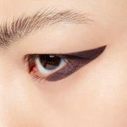 Colour Excess Gel Pencil Eyeliner, 0.35 g, Graphic Content, Model, light