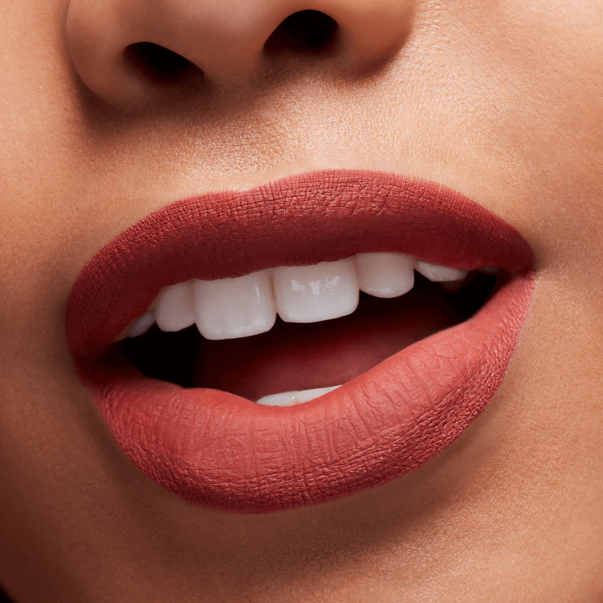 M·A·C Locked Kiss Ink™ 24HR Lipcolour, 4.0 ml, Emphatic, Model, medium