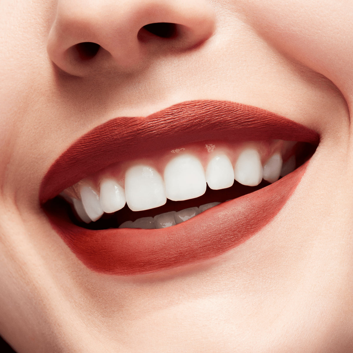 M·A·C Locked Kiss Ink™ 24HR Lipcolour, 4.0 ml, Emphatic, Model, light