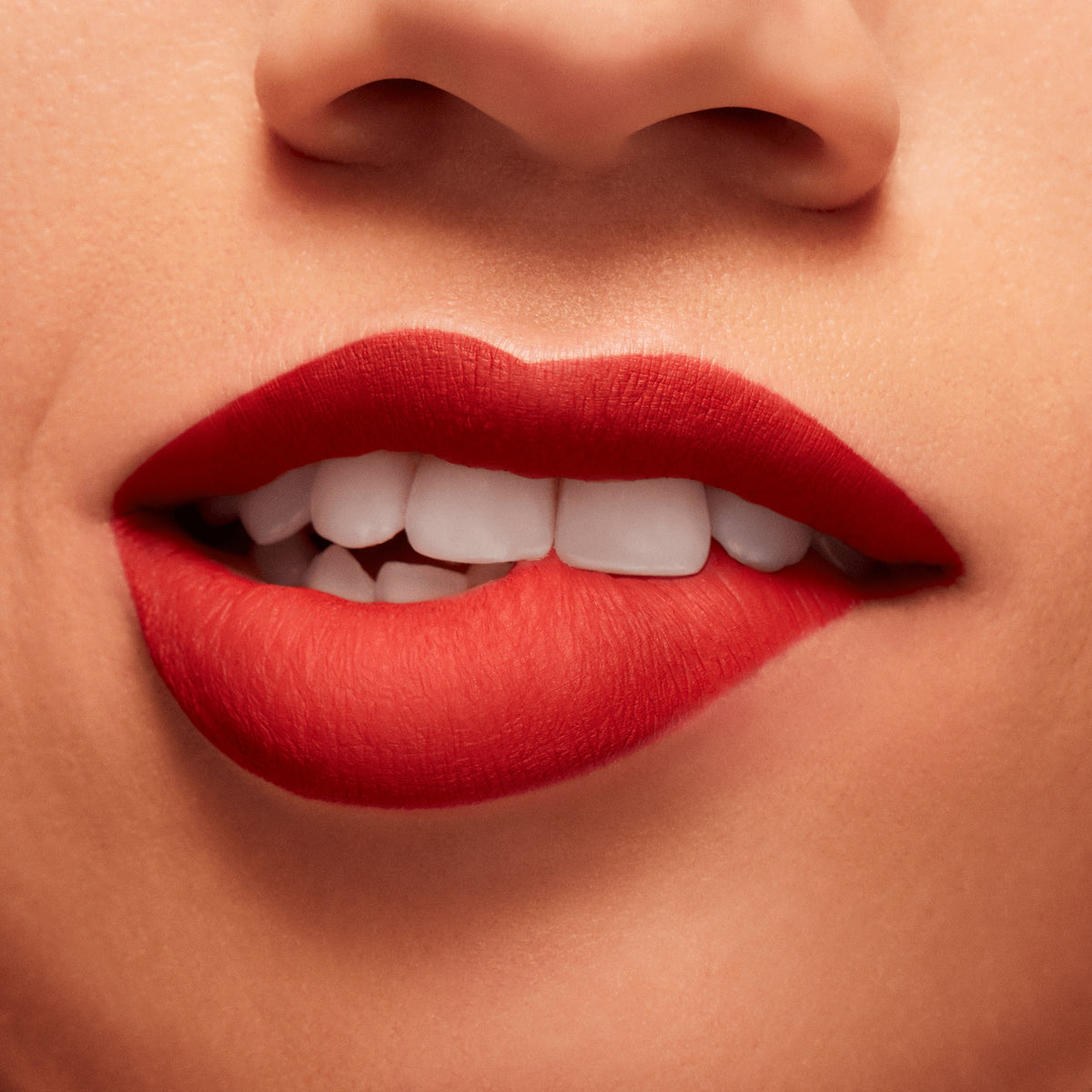 M·A·C Locked Kiss Ink™ 24HR Lipcolour, 4.0 ml, Doyenne, Model, medium