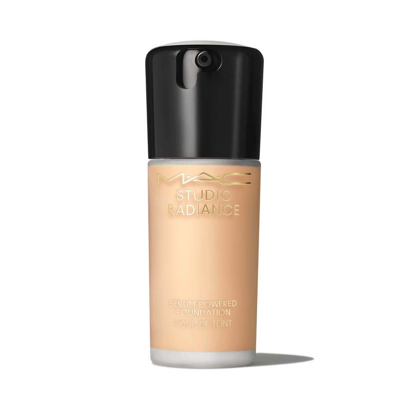 Studio Radiance Serum-Powered™ Foundation - NC18