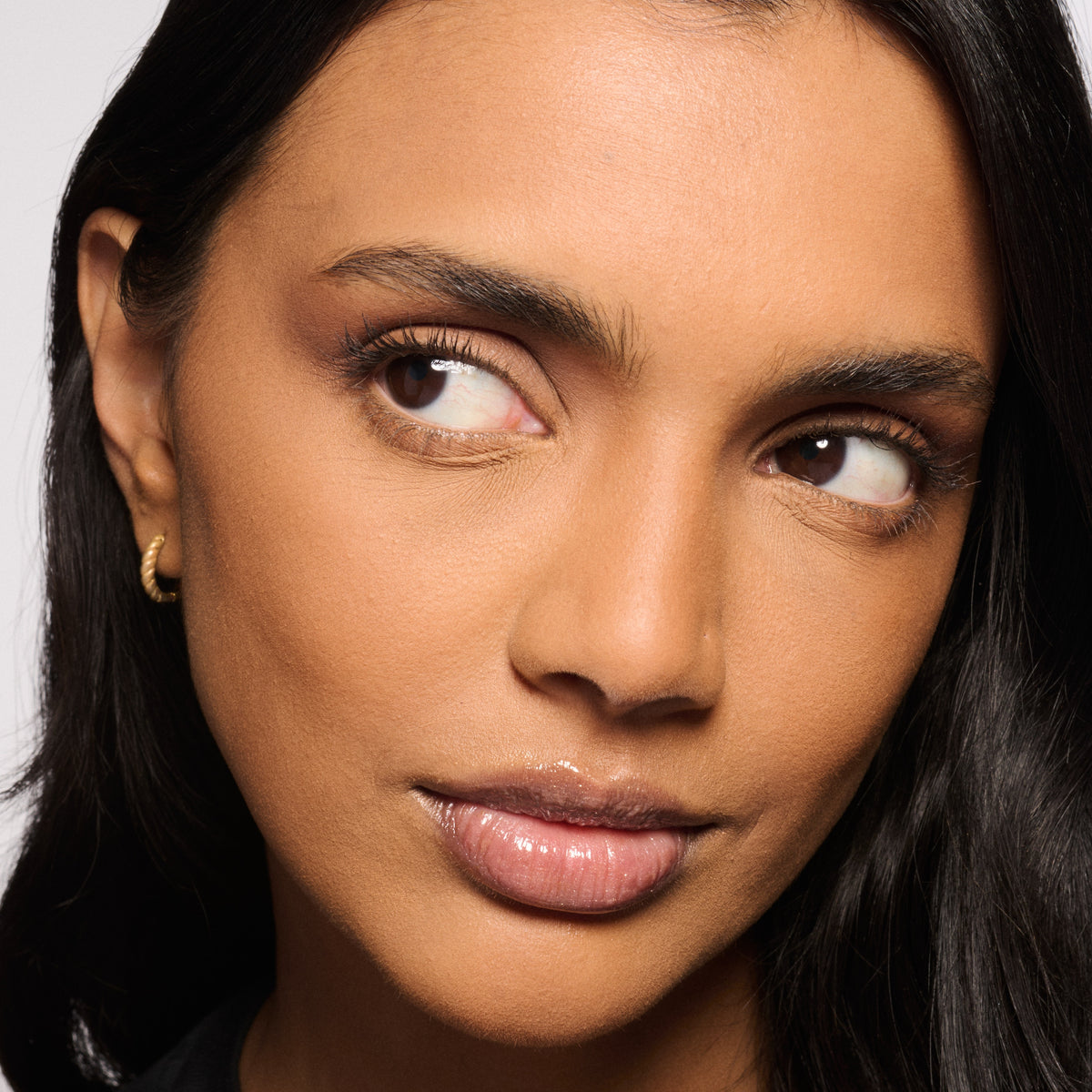 Mineralize Skinfinish Natural, 10.0 g, Dark Golden, Model
