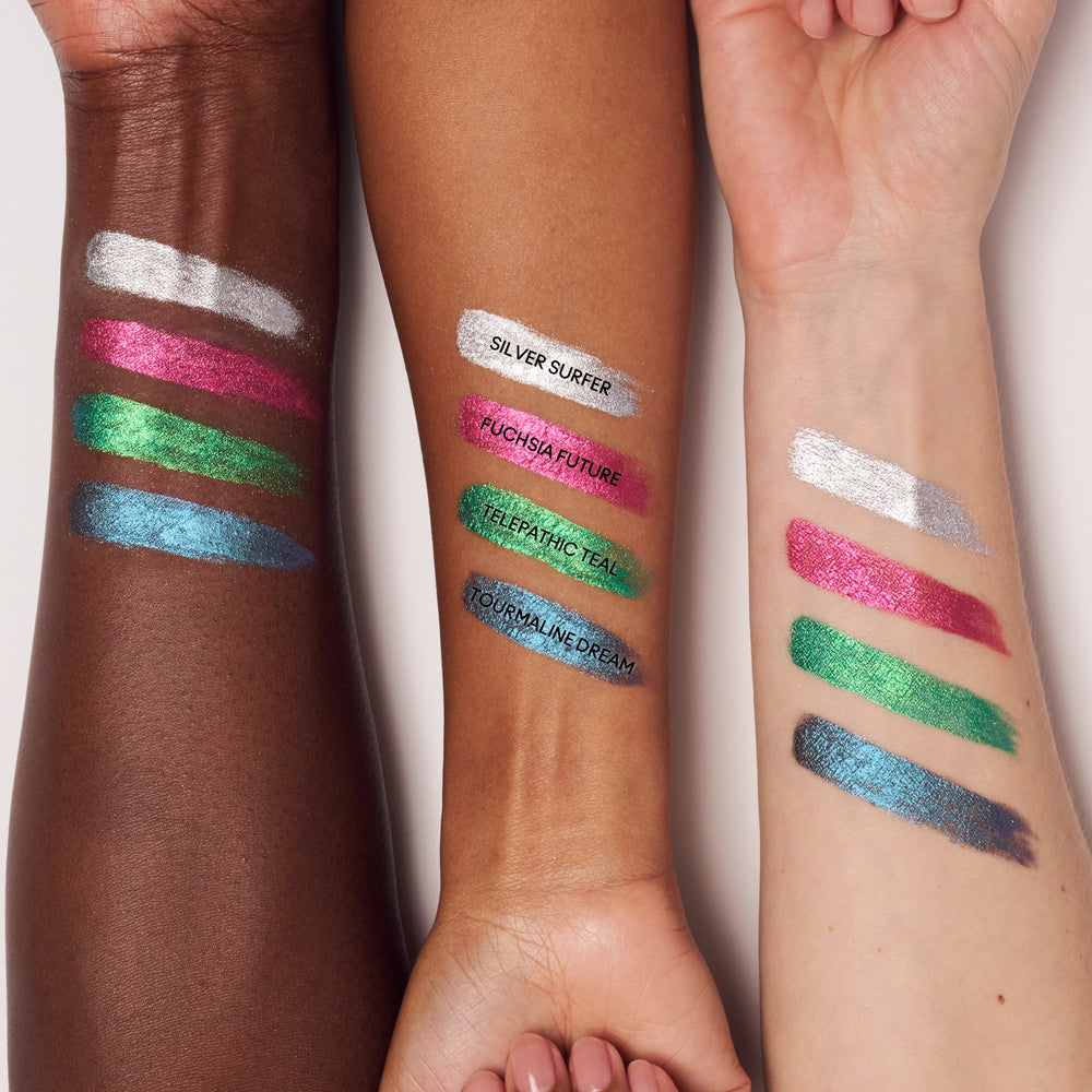 Dazzleshadow Liquid Eyeshadow, 4.0 ml, Tourmaline Dream, Model, multiple