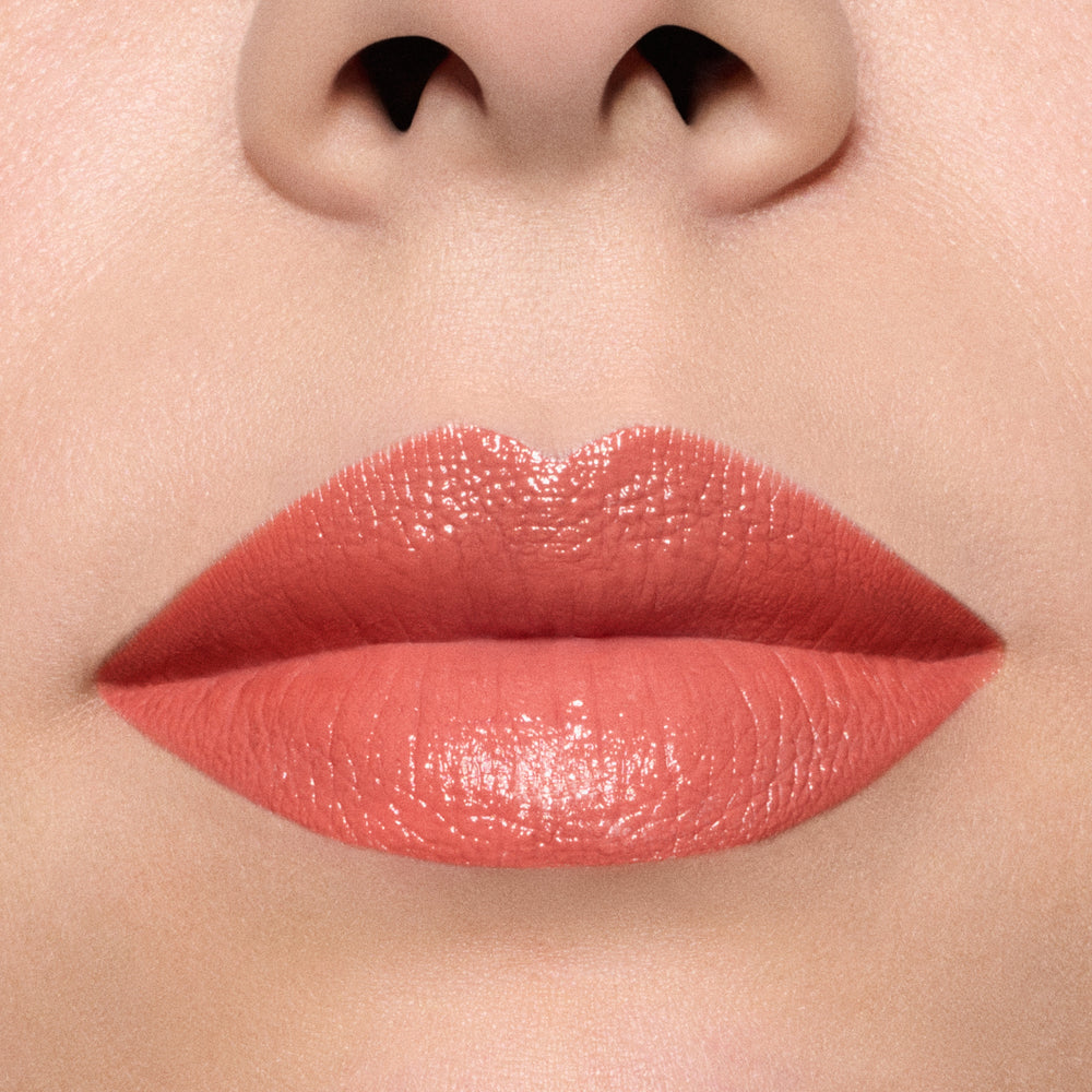 M·A·Cximal Sleek Satin Lipstick / Gift M·A·C, 3.5 g, Cafe Mocha Latte, Model, medium