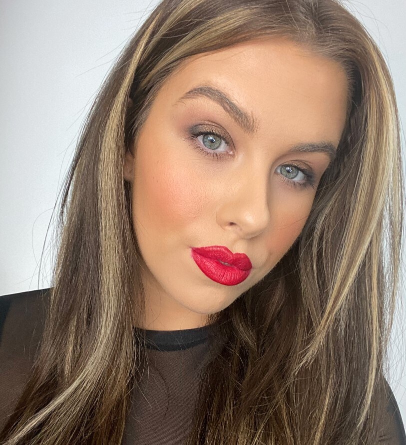 MAC Senior Pro Artist Amy Lowry