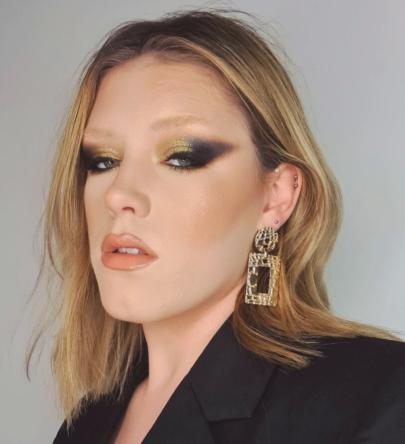 MAC Senior Pro Artist Kaytlin Scott