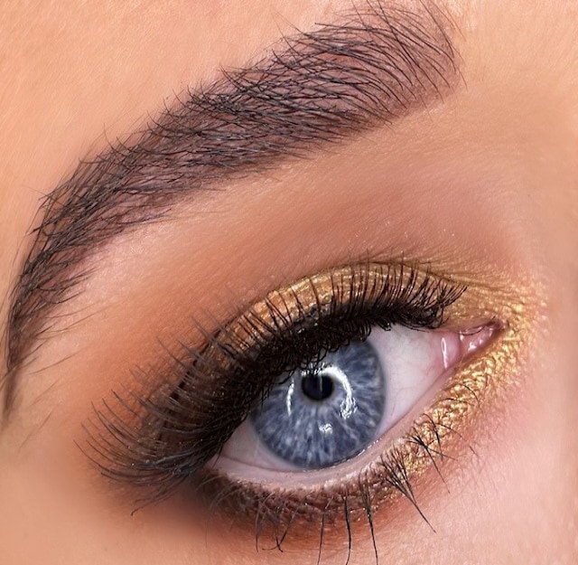 Glam Eyeshadow For Blue Eyes
