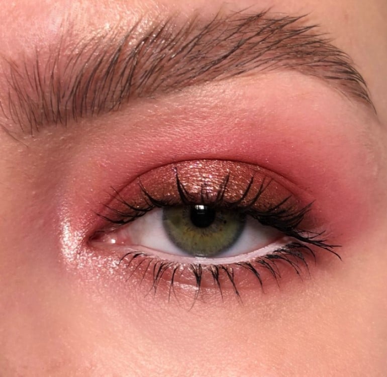 Natural Eyeshadow Look For Green Eyes