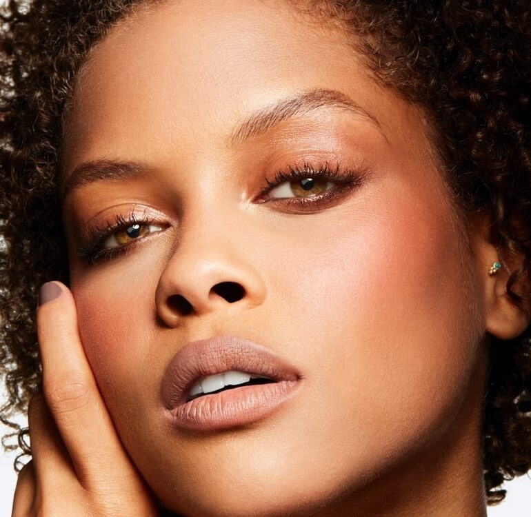 Peachy Makeup Look