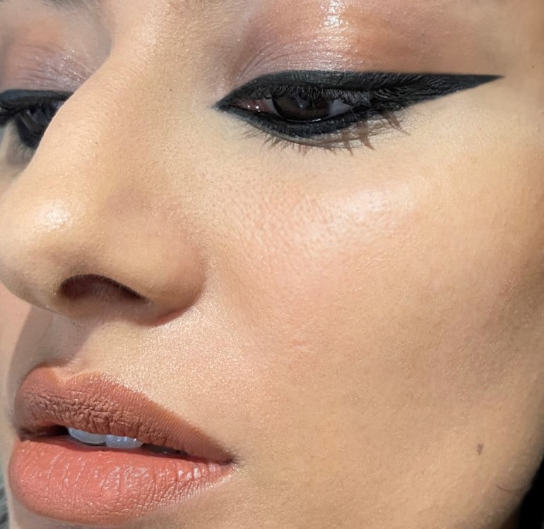 Cat Eye Liner