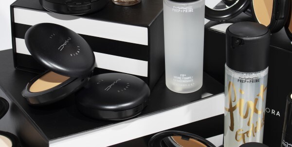 MAC Gift Sets and Kits