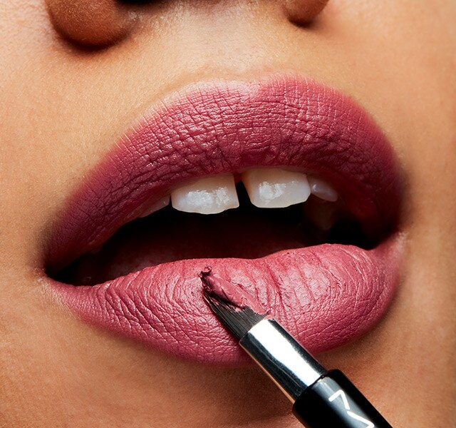 Matte Lipstick MAC Cosmetics Official Site