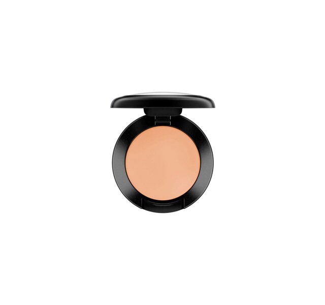 Mac Cosmetics Uk Studio Finish Spf 35 Concealer In Nw35