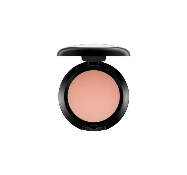 MAC COSMETICS UK CREAM COLOUR BASE IN HUSH, SIZE: 3.2G