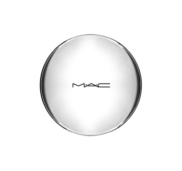 Shiny Pretty Things / Extra Dimension Skinfinish Shiny Pretty Things / Extra Dimension Skinfinish