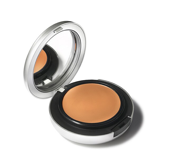 Mac Cosmetics Uk Studio Fix Tech Cream-to-powder Foundation In C4.5
