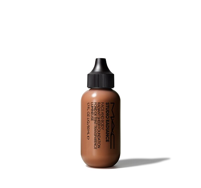 MAC COSMETICS UK STUDIO RADIANCE FACE AND BODY RADIANT SHEER FOUNDATION IN W5 BROWN, SIZE: 50ML